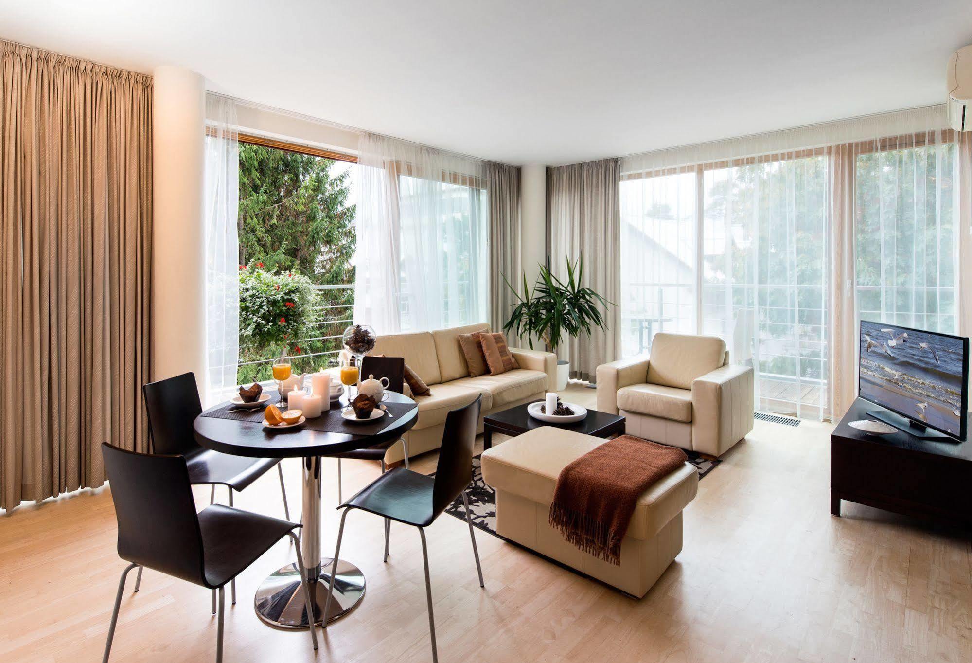 Apartamentai Tylios Pusys パランガ エクステリア 写真